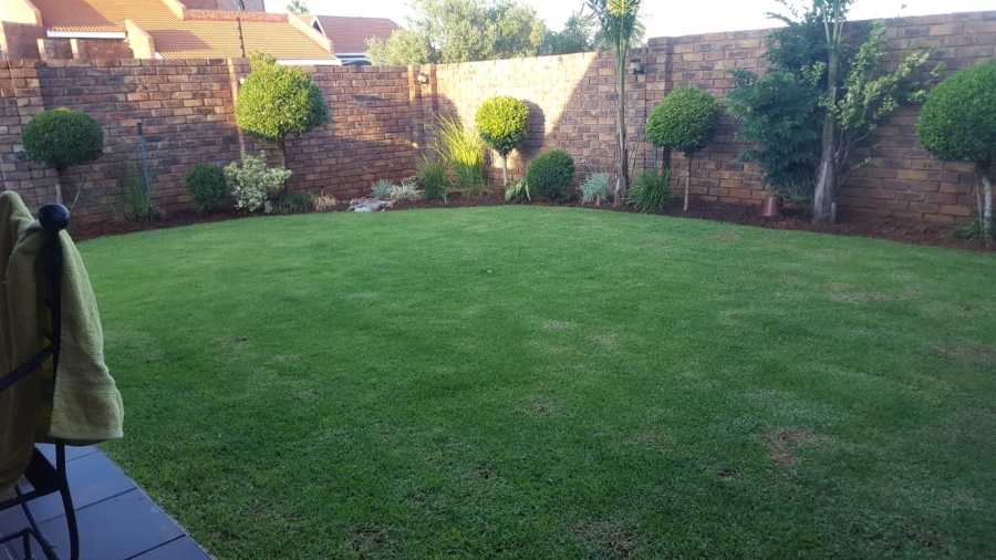 3 Bedroom Property for Sale in Riviera Northern Cape